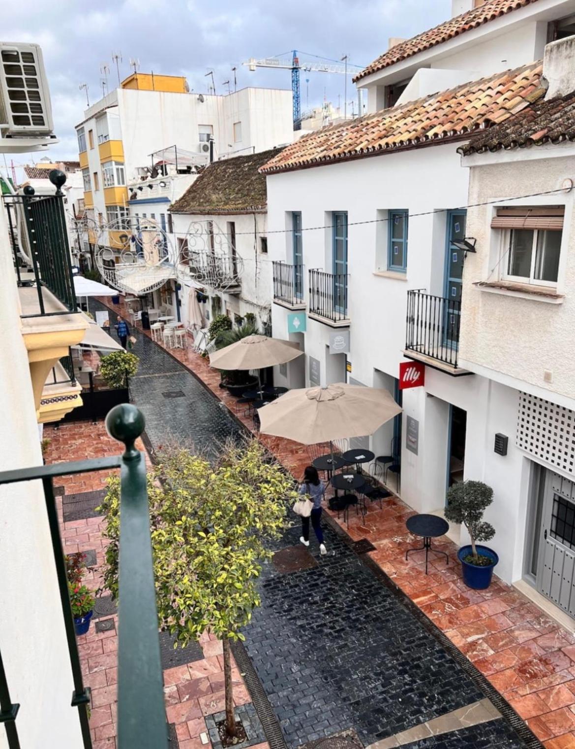 Piso Moderno En El Centro Historico A 3 Min Del Mar Daire Estepona Dış mekan fotoğraf